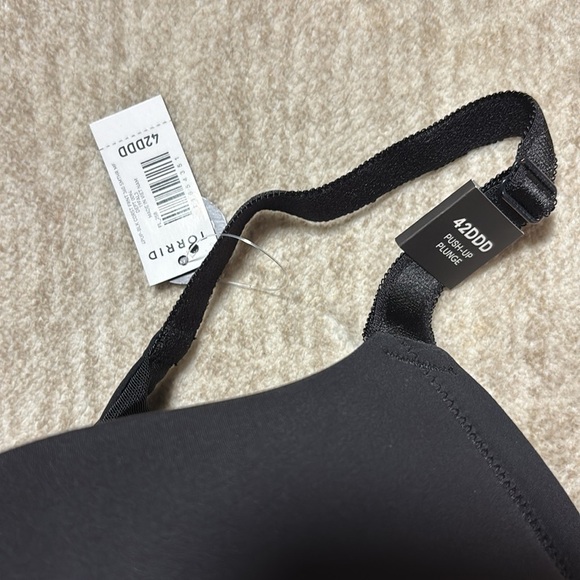 NWT Torrid Curve 42 DDD Black bra corset front 360 smooth plunge push up - Picture 4 of 9